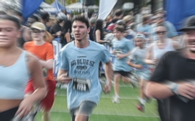 David Vytopil/irmonus running a 5k