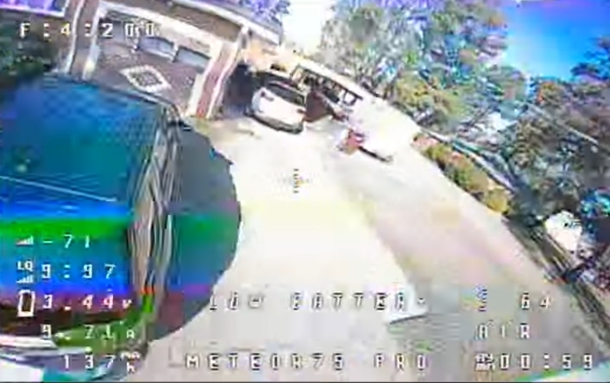 Static FPV shot piloted by David Vytopil/irmonus